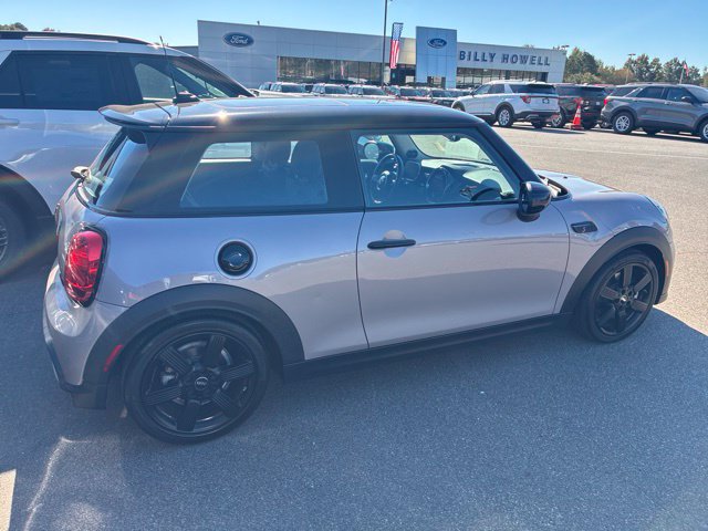 Used 2024 MINI Cooper S FWD image 3