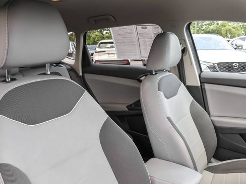Certified 2023 Volkswagen Taos SE AWD/4WD image 39