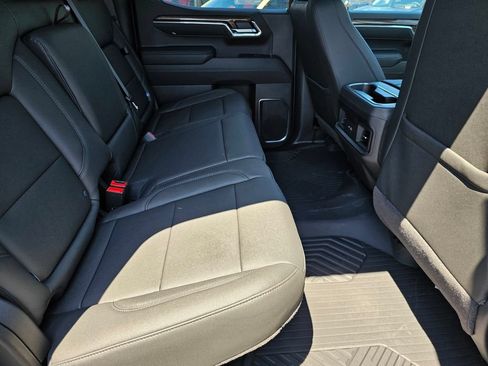 New 2026 Chevrolet Silverado 1500 LT Trail Boss w/ LT Trail Boss Premium Package AWD/4WD image 12