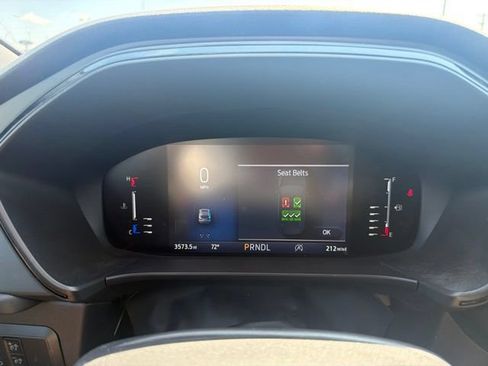 Used 2024 Ford Escape ST-Line w/ Tech Pack #1 AWD/4WD image 18