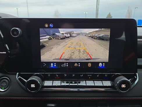 Used 2026 Chevrolet Colorado Z71 w/ Technology Package image 24