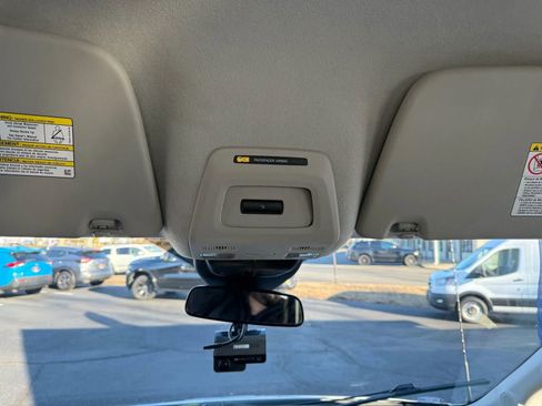 Used 2023 Ford Transit 250 Medium Roof w/ Load Area Protection Package RWD image 27