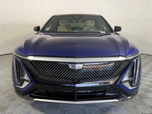 Certified 2024 Cadillac Lyriq Luxury w/ Nappa Leather Package RWD image 7