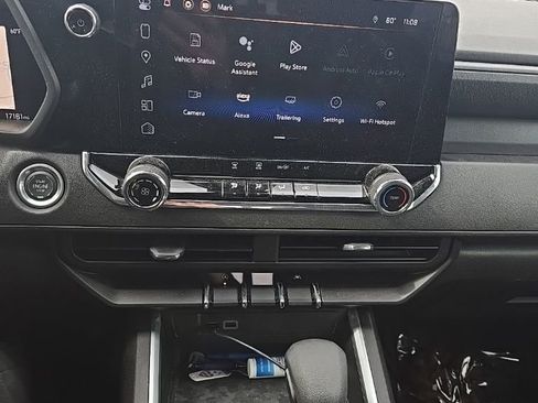 Used 2024 Chevrolet Colorado Trail Boss w/ Technology Package image 9