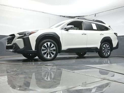 Certified 2025 Subaru Outback Touring w/ Popular Package #2 image 36