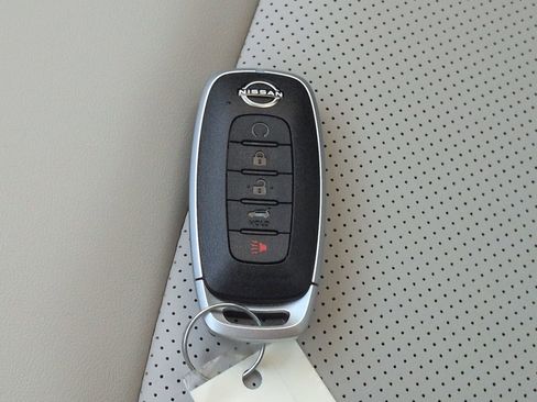 New 2026 Nissan Pathfinder SL image 31