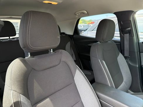 Used 2025 Chevrolet TrailBlazer LT FWD image 25