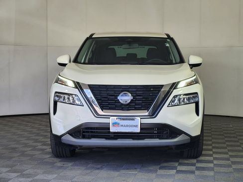 Used 2023 Nissan Rogue SV FWD image 2