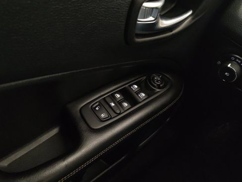 Used 2021 Jeep Compass Latitude w/ Convenience Group FWD image 27