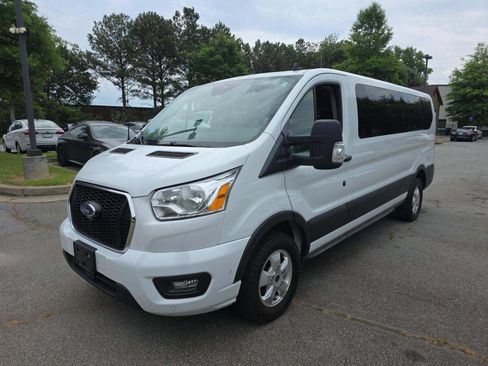 Used 2021 Ford Transit 350 148 Low Roof Wagon RWD image 2