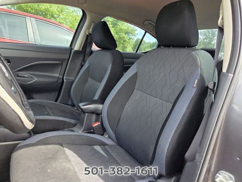 Used 2024 Nissan Versa SV w/ Trunk Package FWD image 7
