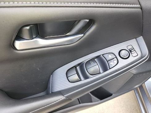 Certified 2025 Nissan Sentra SV w/ Trunk Package FWD image 28
