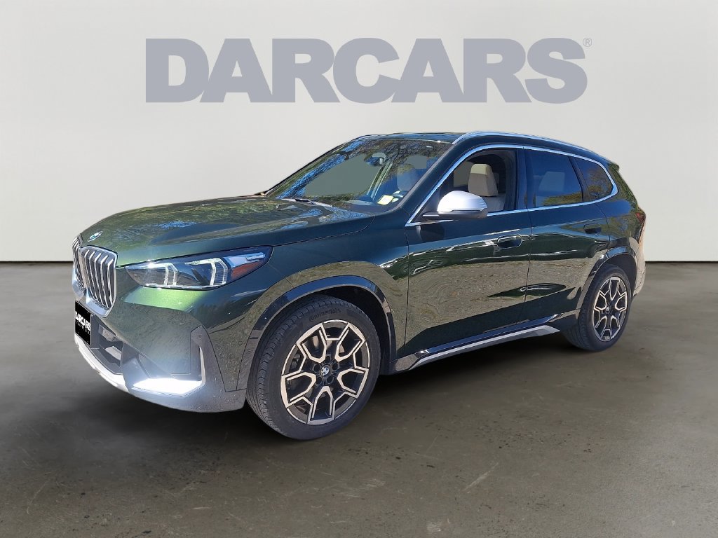 Used 2023 BMW X1 xDrive28i w/ Premium Package AWD/4WD image 3