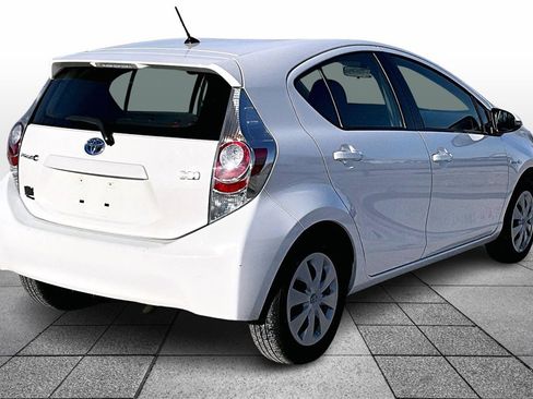 Used 2013 Toyota Prius C Two image 11