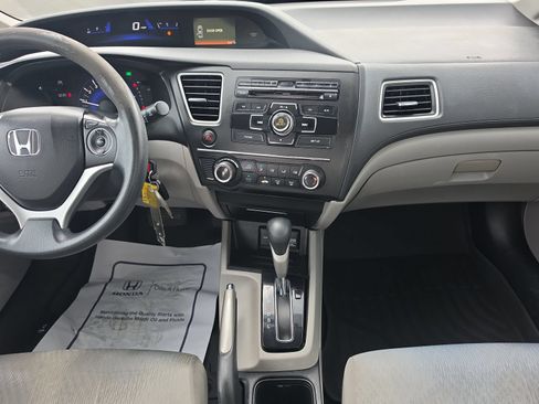 Used 2014 Honda Civic LX image 11