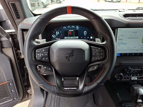 Used 2025 Ford Bronco Raptor AWD/4WD image 18
