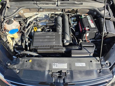 Used 2017 Volkswagen Jetta S w/ Jetta S Cold Weather Package FWD image 44