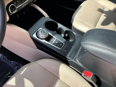 Certified 2022 Ford Escape SEL AWD/4WD image 14