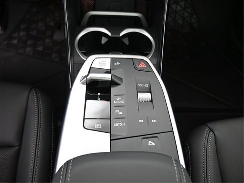 New 2025 BMW X1 xDrive28i w/ Technology Package image 4