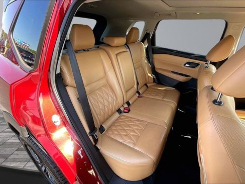 Used 2023 Nissan Rogue Platinum w/ Platinum Premium Package FWD image 28