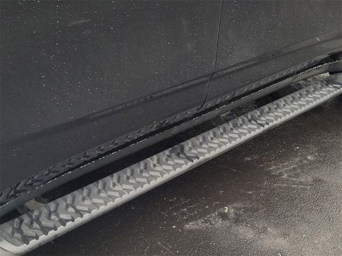 Certified 2025 Chevrolet Tahoe Z71 w/ Z71 Off-Road Package image 10