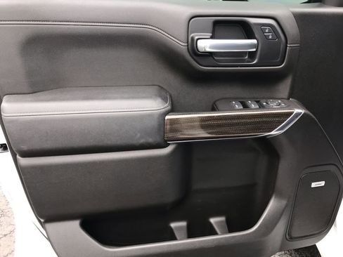 Used 2020 Chevrolet Silverado 1500 LT Trail Boss image 13