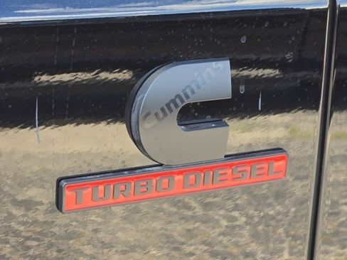Used 2026 RAM 2500 Limited AWD/4WD image 29
