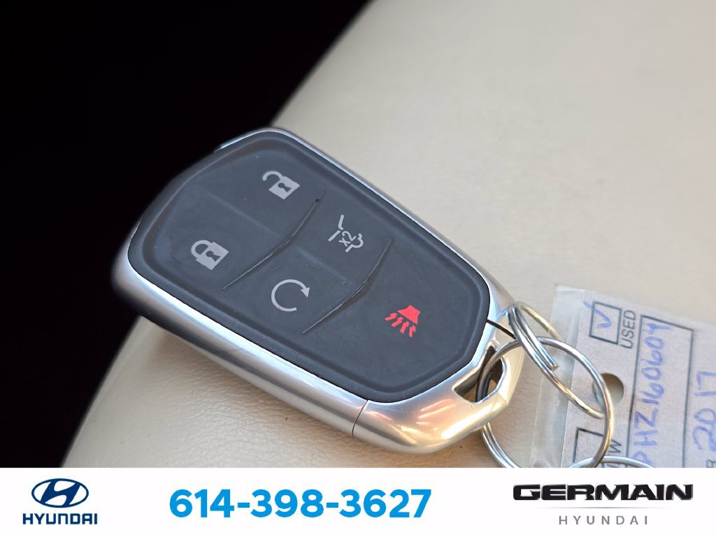 Used 2017 Cadillac XT5 Luxury w/ Driver Awareness Package FWD image 34