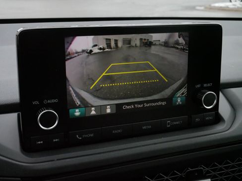 Certified 2025 Honda Accord SE image 28