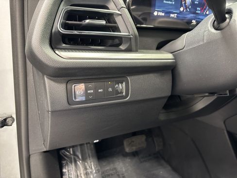 New 2026 Chevrolet Traverse LT image 23