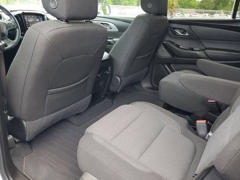Certified 2024 Chevrolet Traverse LT FWD image 14
