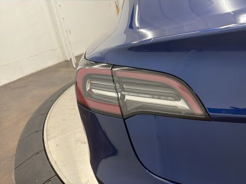 Used 2020 Tesla Model 3 Long Range AWD/4WD image 10