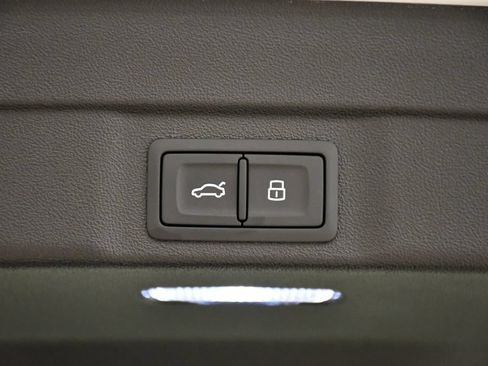 Used 2025 Audi A5 2.0T Premium Plus w/ Premium Plus AWD/4WD image 56