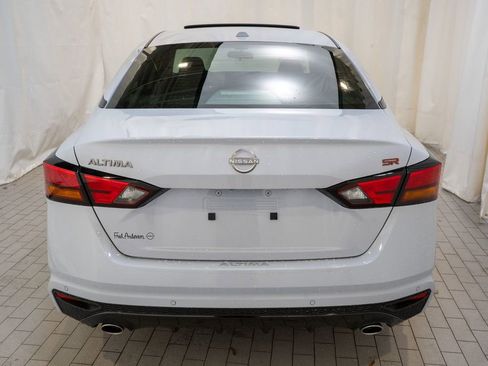 New 2025 Nissan Altima 2.5 SR image 5