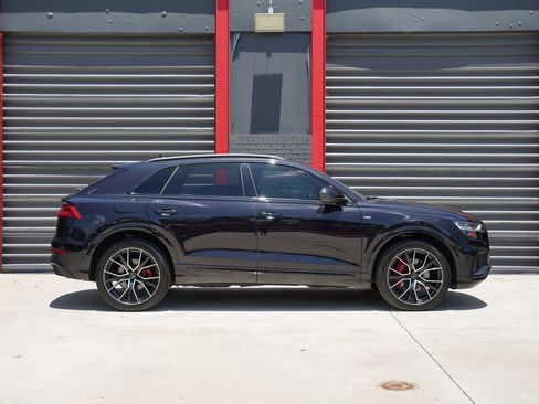 Used 2021 Audi Q8 Premium Plus w/ Premium Plus Package AWD/4WD image 5