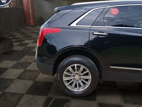 Used 2019 Cadillac XT5 Premium Luxury w/ Driver Assist Package FWD image 8
