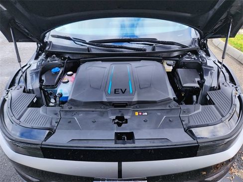 Used 2023 Hyundai Ioniq 5 SE w/ Cargo Package image 16