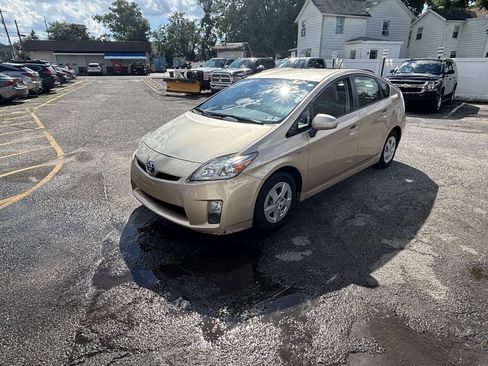 Used 2011 Toyota Prius Two FWD image 3