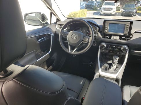 Used 2021 Toyota RAV4 XLE Premium FWD image 16