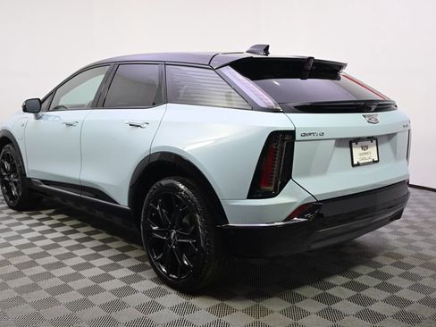 New 2025 Cadillac Optiq Sport 2 w/ LPO, ONYX Package image 3