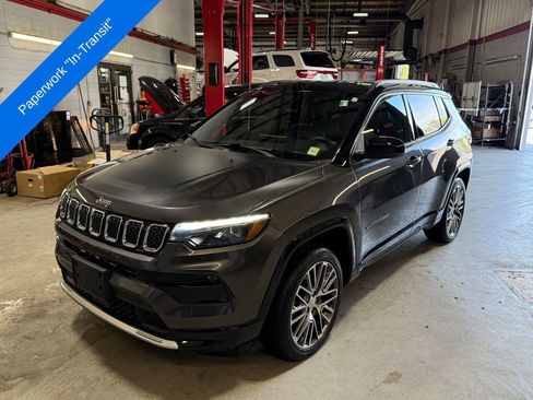 Certified 2023 Jeep Compass Limited w/ Elite Group AWD/4WD image 1