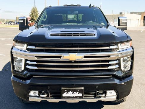 Used 2023 Chevrolet Silverado 2500 High Country image 14