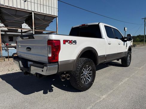 Used 2018 Ford F250 Lariat w/ Lariat Value Package AWD/4WD image 7