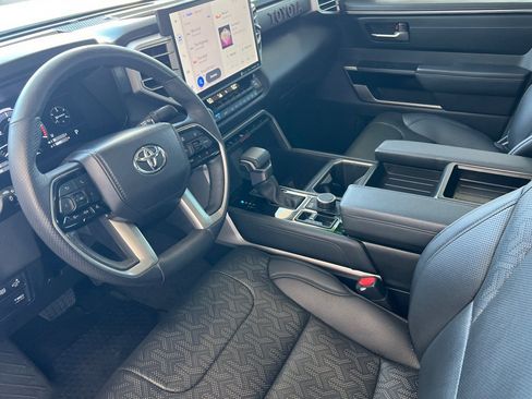 Used 2024 Toyota Tundra Limited AWD/4WD image 7