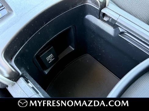 Used 2018 Honda Accord LX image 31