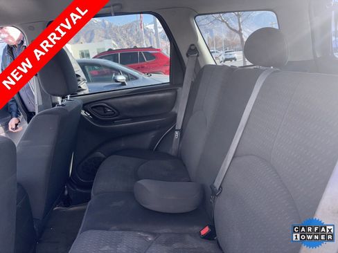 Used 2006 MAZDA Tribute I image 8