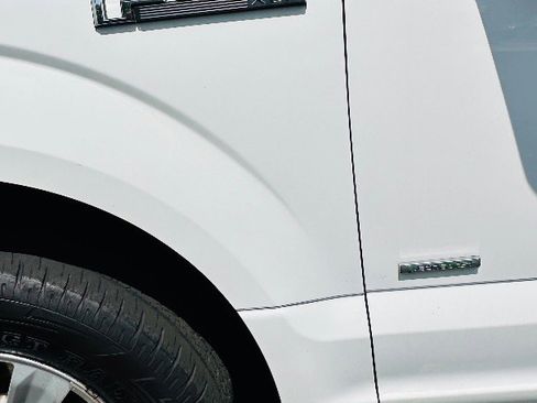 Used 2017 Ford F150 XLT image 35