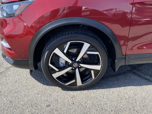 Used 2022 Nissan Rogue Sport SL AWD/4WD image 23