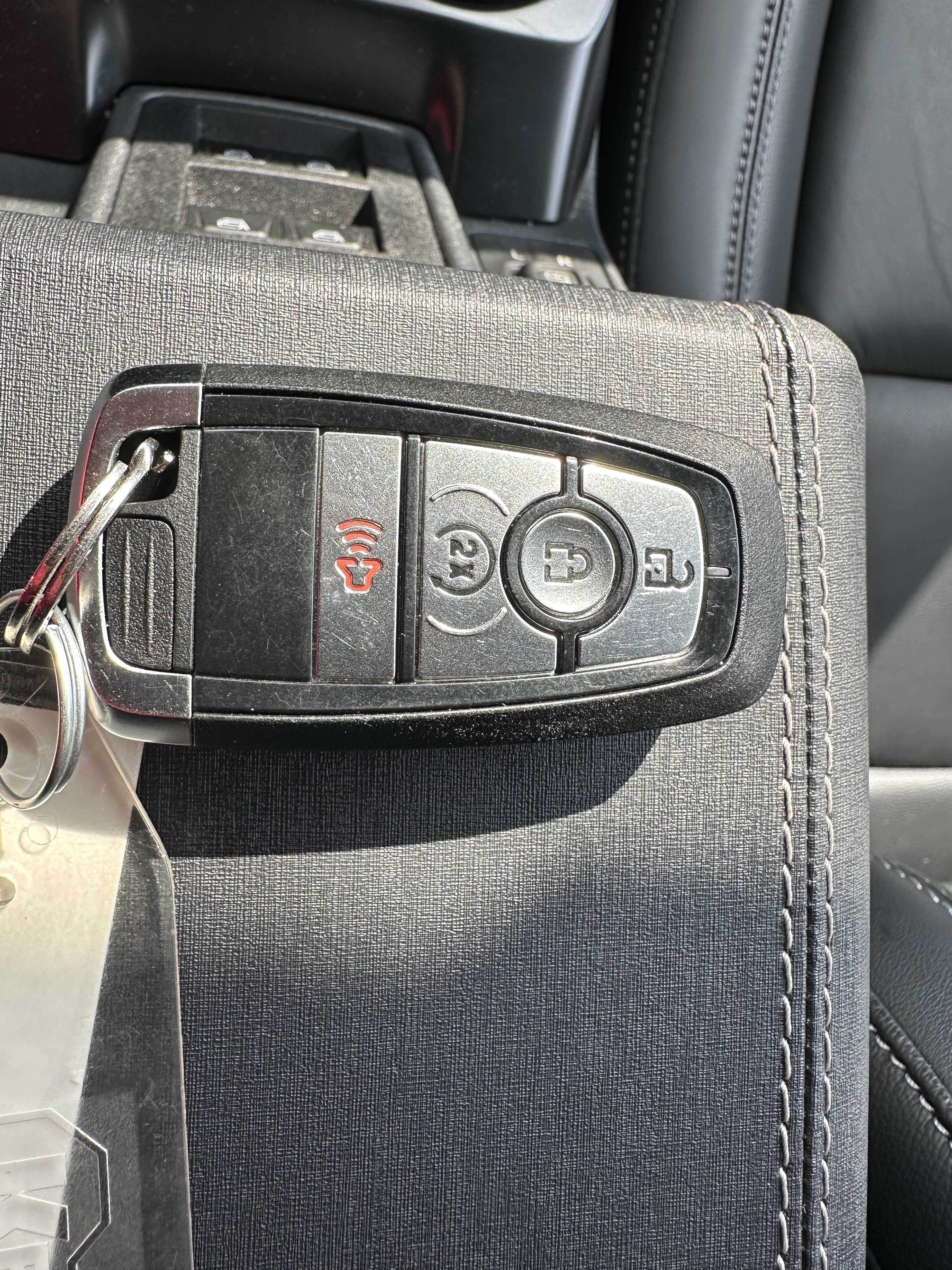 Used 2025 Ford Bronco Outer Banks AWD/4WD image 23