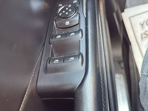 Used 2018 Lincoln MKC Premiere image 22
